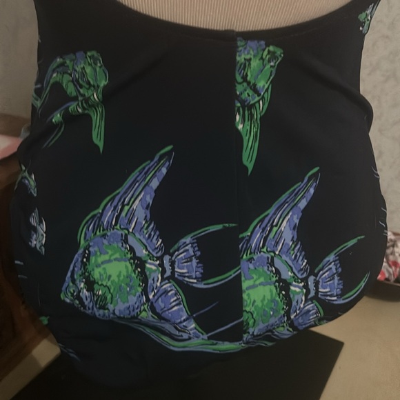 Vintage Jantzen swimsuit featuring bright colored tropical fish 🐠 - Picture 6 of 8